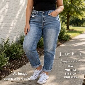 Judy Blue Boyfriend Fit Jeans Women 14W Medium Wash Blue Tapered Mid Rise Denim